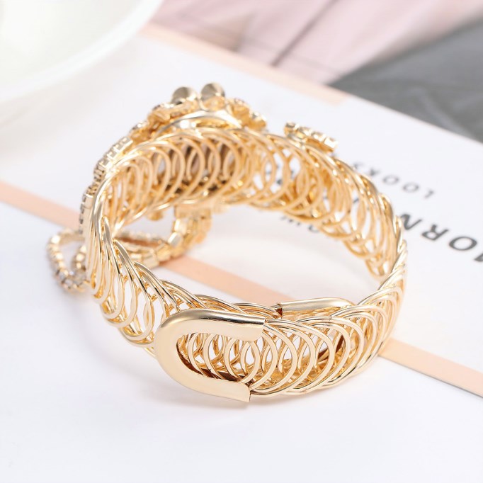 Nuevo reloj de moda para mujer