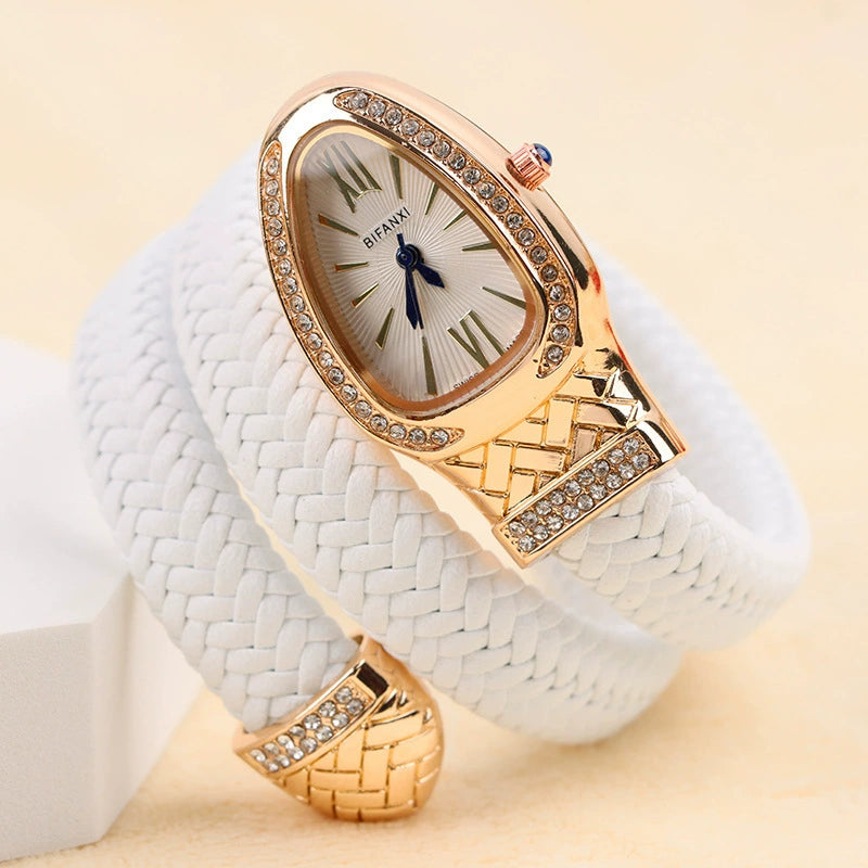 Nuevo reloj de pulsera con forma de serpiente