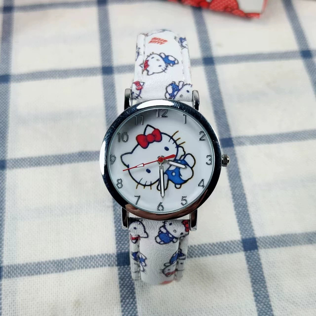 Reloj Juvenil de Moda Hello Kitty