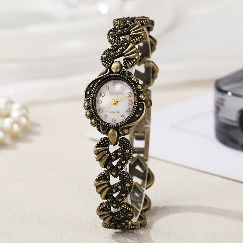Reloj Coreano Retro: Minimalismo Dorado 2026