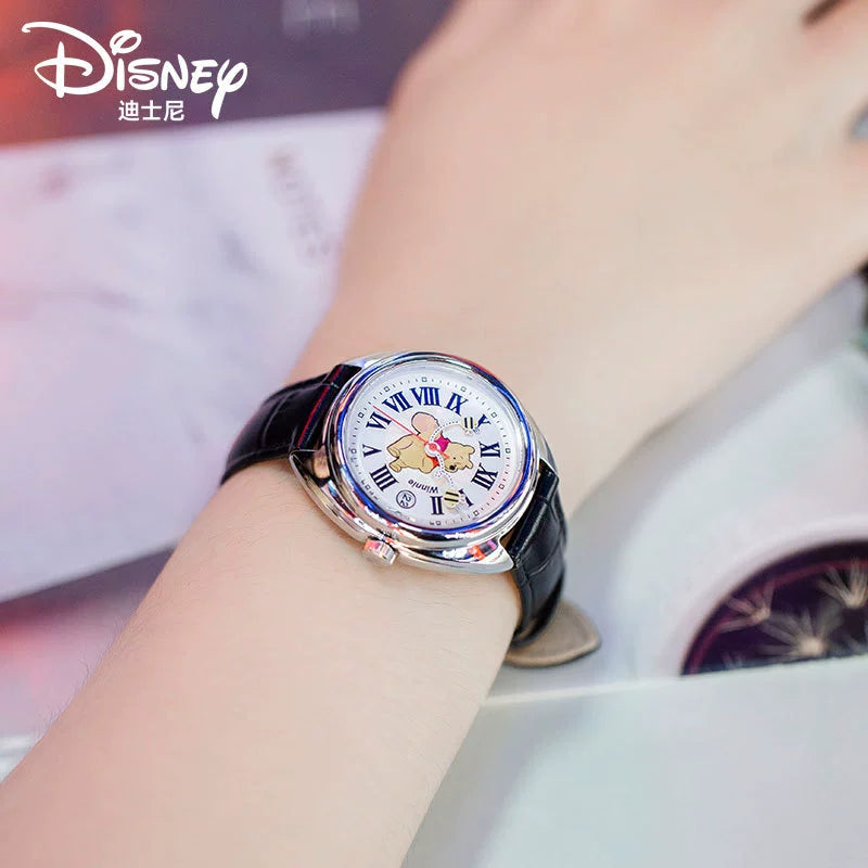 Disney Pooh: Elegancia Retro y Carácter Único