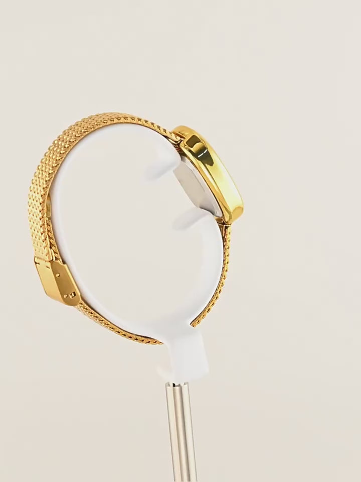 Reloj de Malla de Alta Gama: El Epítome de la Elegancia